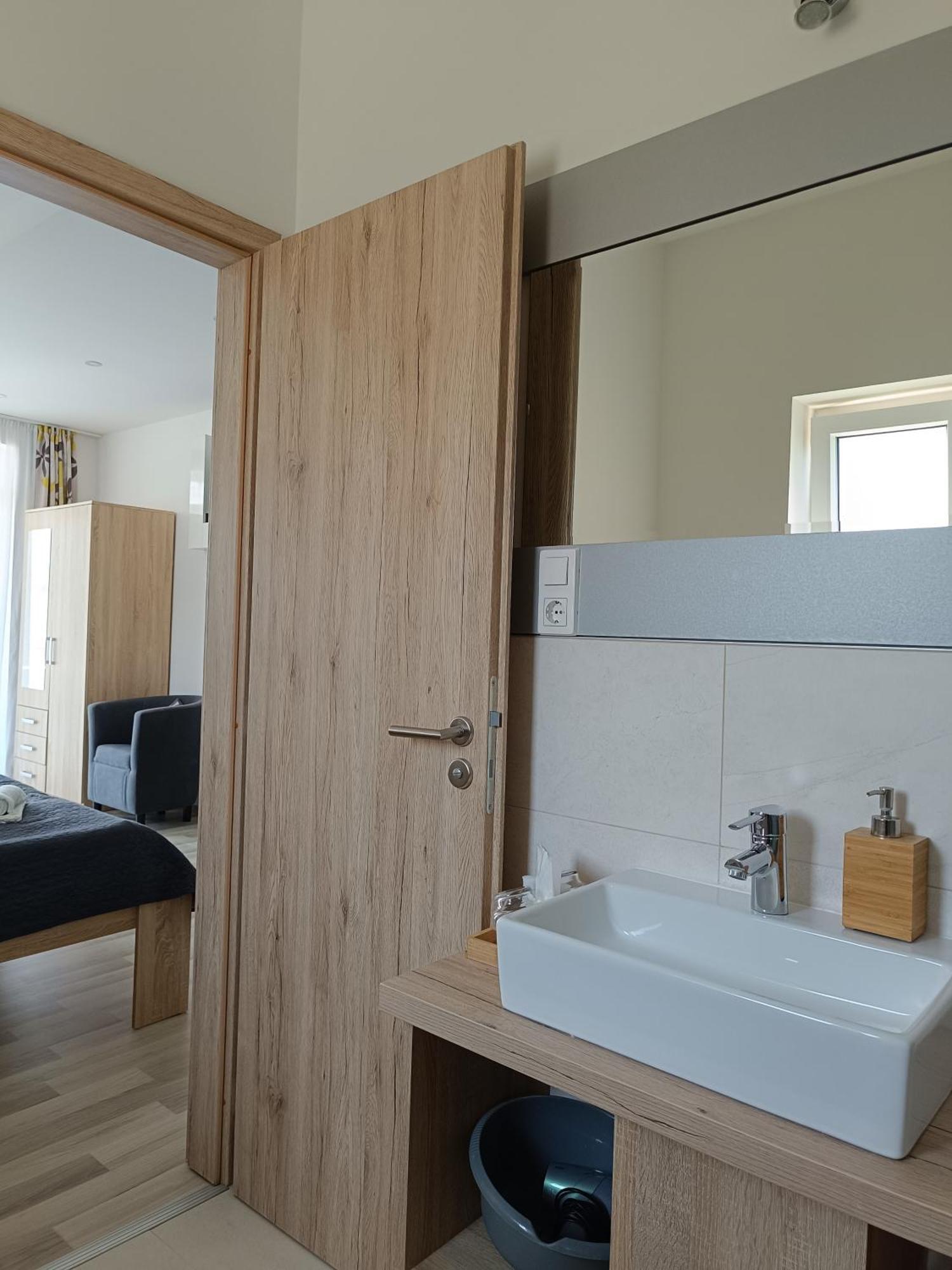 Ujhely Apartmanhaz Siofok Dış mekan fotoğraf