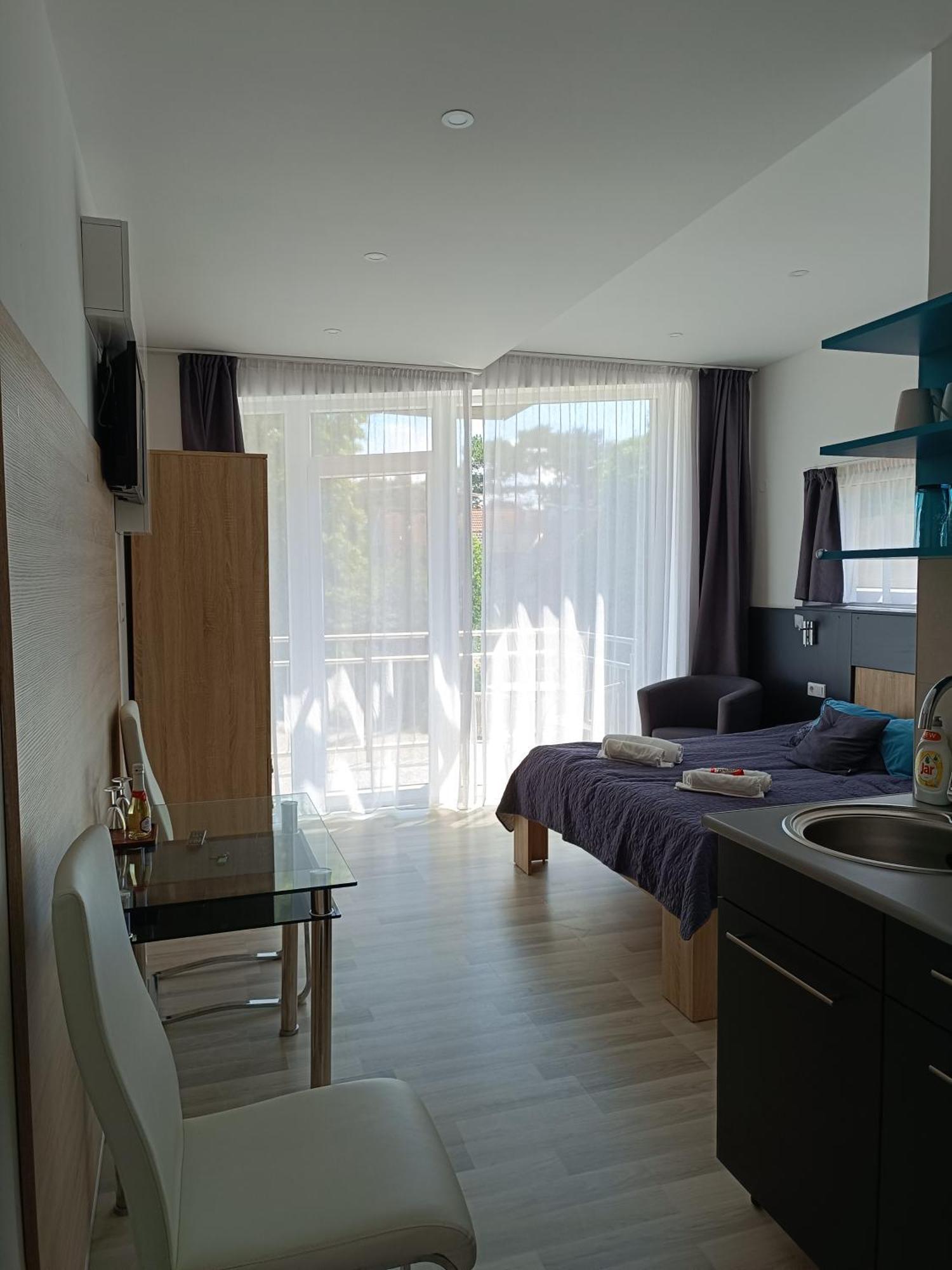 Ujhely Apartmanhaz Siofok Dış mekan fotoğraf