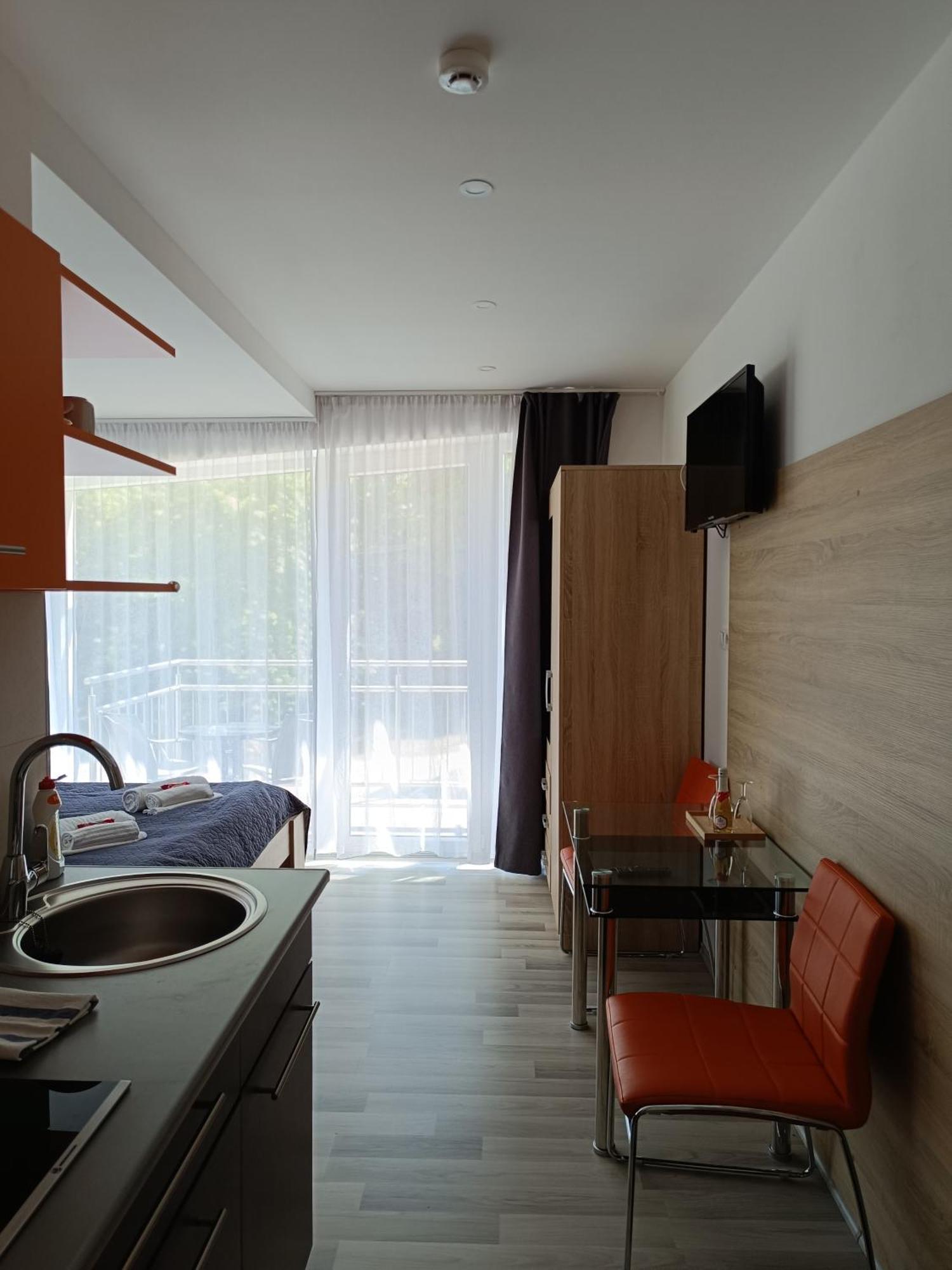 Ujhely Apartmanhaz Siofok Dış mekan fotoğraf