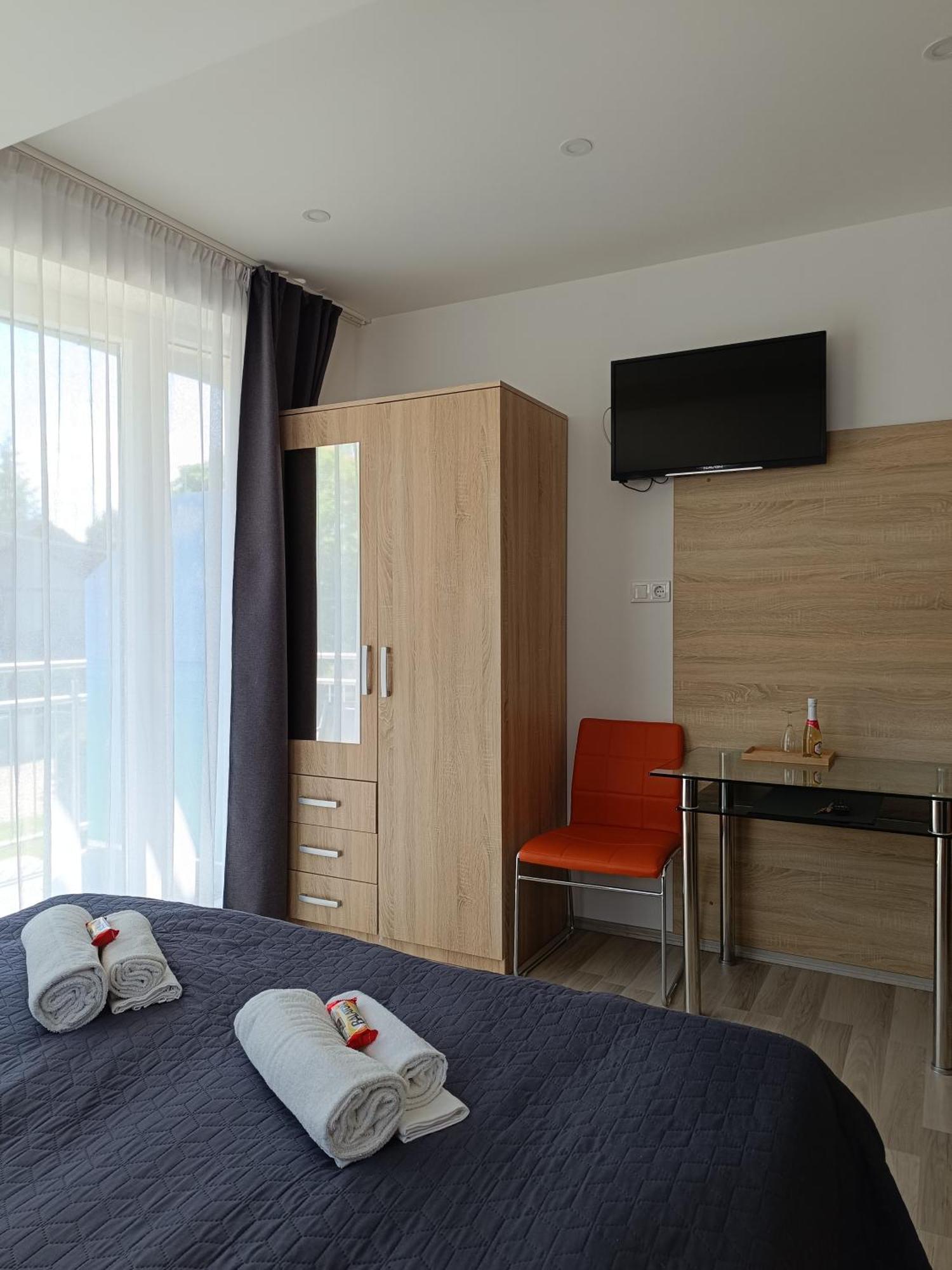 Ujhely Apartmanhaz Siofok Dış mekan fotoğraf