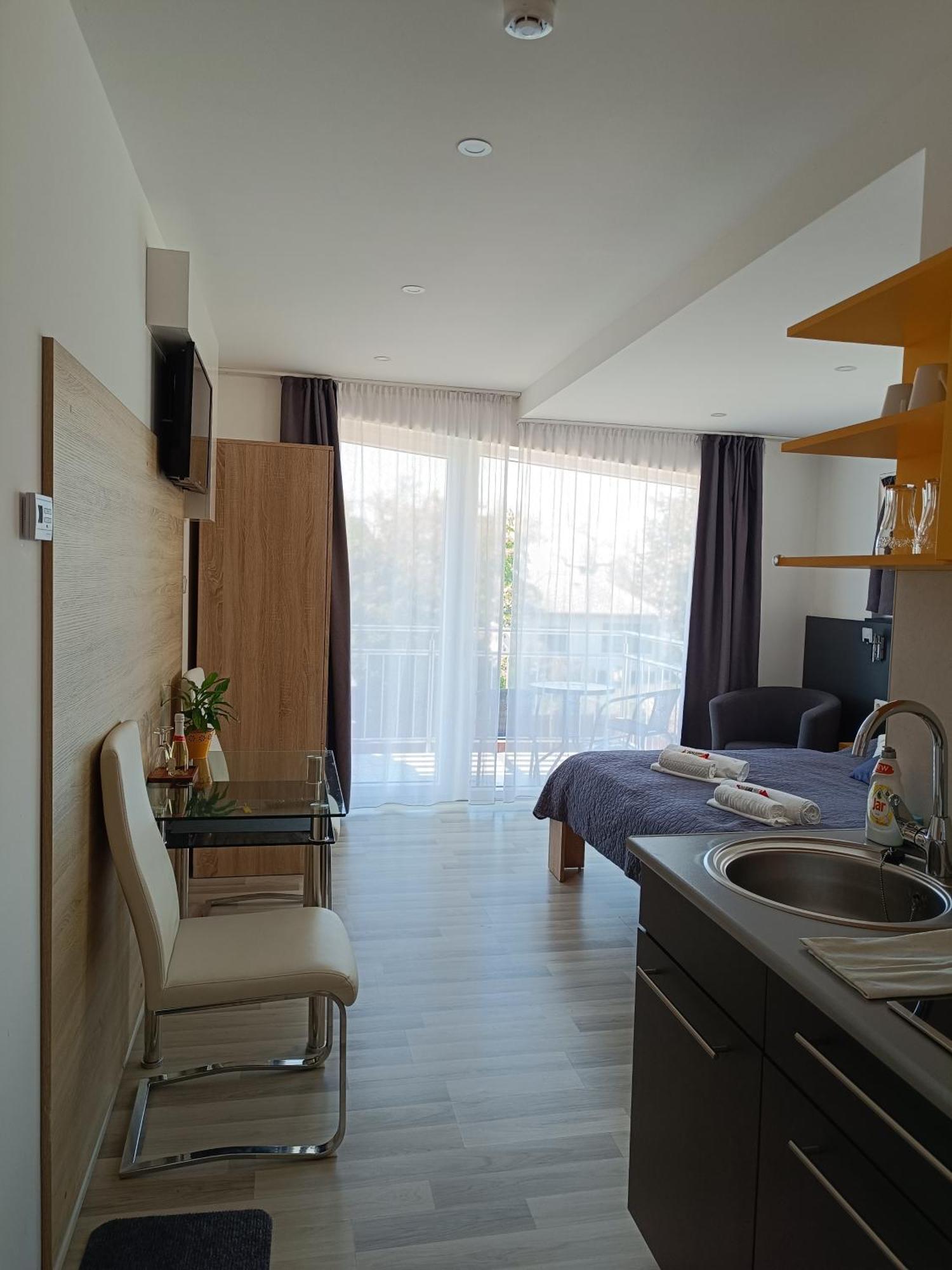 Ujhely Apartmanhaz Siofok Dış mekan fotoğraf