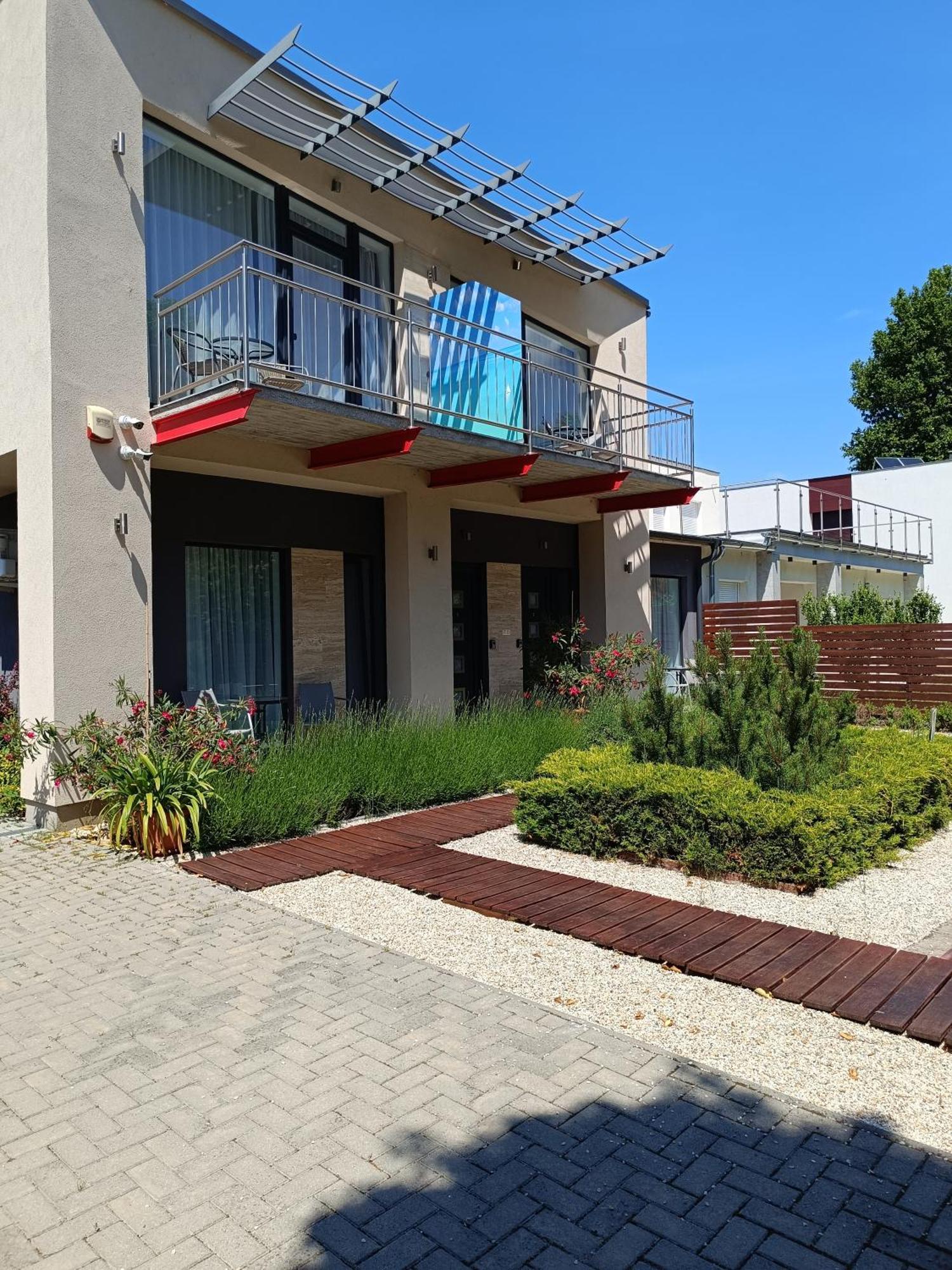 Ujhely Apartmanhaz Siofok Dış mekan fotoğraf